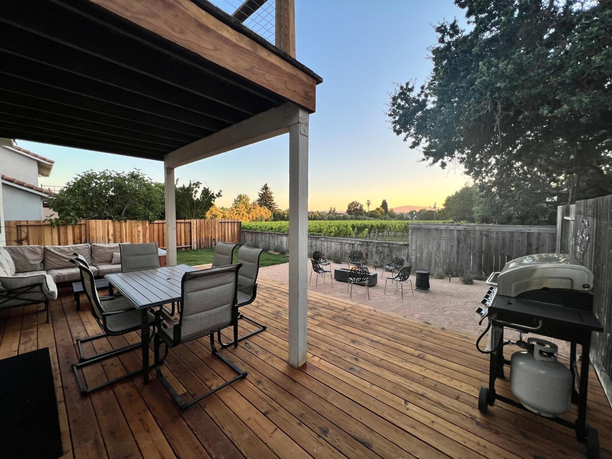 Outdoor Fire-Pit, Jacuzzi & Bbq W/ Vineyard Views! Villa Windsor Exterior foto